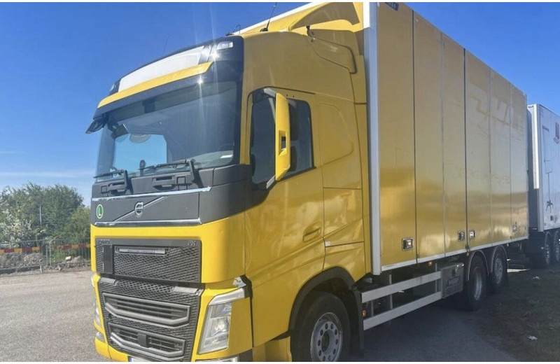 Volvo FH500 - Camion fourgon: photos 1 Volvo FH500 - Camion fourgon: photos 1