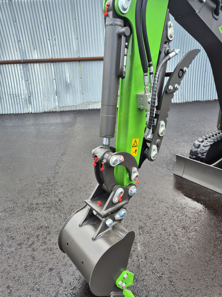 Mini pelle WCM CTX 8010S Servo Diesel: photos 9