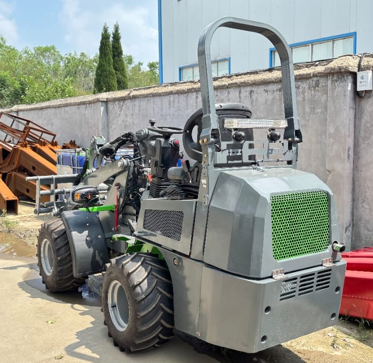 WCM -L1812 - Chargeuse sur pneus: photos 4 WCM -L1812 - Chargeuse sur pneus: photos 4