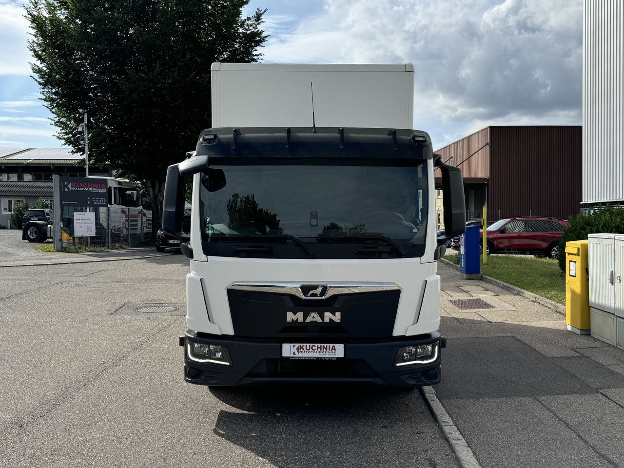 MAN TGL 8.190 BL Koffer 4,57m LBW 1,5t Kamera TOP - Fourgon grand volume: photos 2 MAN TGL 8.190 BL Koffer 4,57m LBW 1,5t Kamera TOP - Fourgon grand volume: photos 2