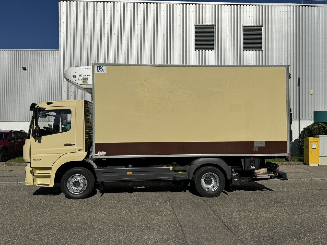 Mercedes-Benz Atego 1323L 4-Fleisch-Rohrbahnen TK T600R ATM - Camion frigorifique: photos 5 Mercedes-Benz Atego 1323L 4-Fleisch-Rohrbahnen TK T600R ATM - Camion frigorifique: photos 5