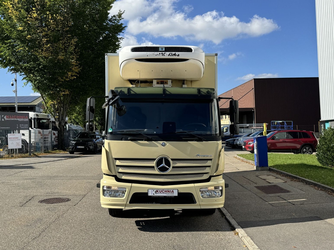 Mercedes-Benz Atego 1323L 4-Fleisch-Rohrbahnen TK T600R ATM - Camion frigorifique: photos 3 Mercedes-Benz Atego 1323L 4-Fleisch-Rohrbahnen TK T600R ATM - Camion frigorifique: photos 3