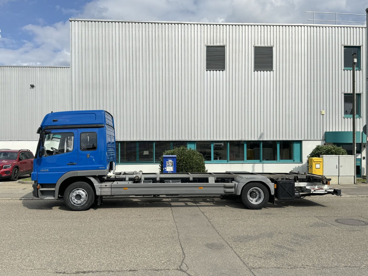 Mercedes-Benz Atego 1529 LL BDF 6-Sitze Umzug u-LBW Gr-Haus - Camion porte-conteneur/ Caisse mobile: photos 5 Mercedes-Benz Atego 1529 LL BDF 6-Sitze Umzug u-LBW Gr-Haus - Camion porte-conteneur/ Caisse mobile: photos 5
