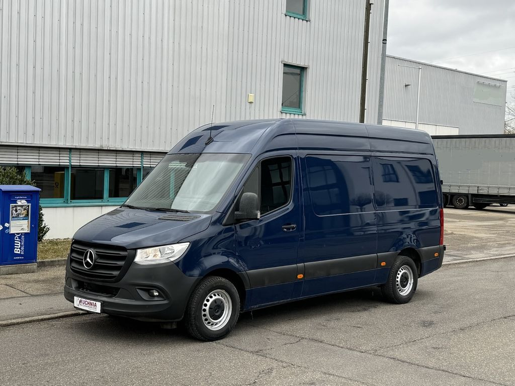 Mercedes-Benz Sprinter 315 CDI Kasten ML+H 3-Sitze Klima Mercedes-Benz Sprinter 315 CDI Kasten ML+H 3-Sitze Klima - Fourgon utilitaire: photos 1 Mercedes-Benz Sprinter 315 CDI Kasten ML+H 3-Sitze Klima Mercedes-Benz Sprinter 315 CDI Kasten ML+H 3-Sitze Klima - Fourgon utilitaire: photos 1