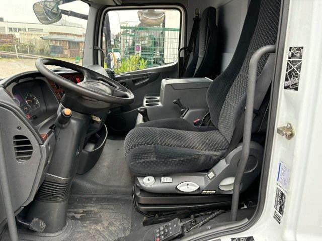 Photo d'intérieur 1: Crédit-bail de Mercedes-Benz Atego II 818L, Euro-5, Klima, LBW Mercedes-Benz Atego II 818L, Euro-5, Klima, LBW Photo d'intérieur 1: Crédit-bail de Mercedes-Benz Atego II 818L, Euro-5, Klima, LBW Mercedes-Benz Atego II 818L, Euro-5, Klima, LBW