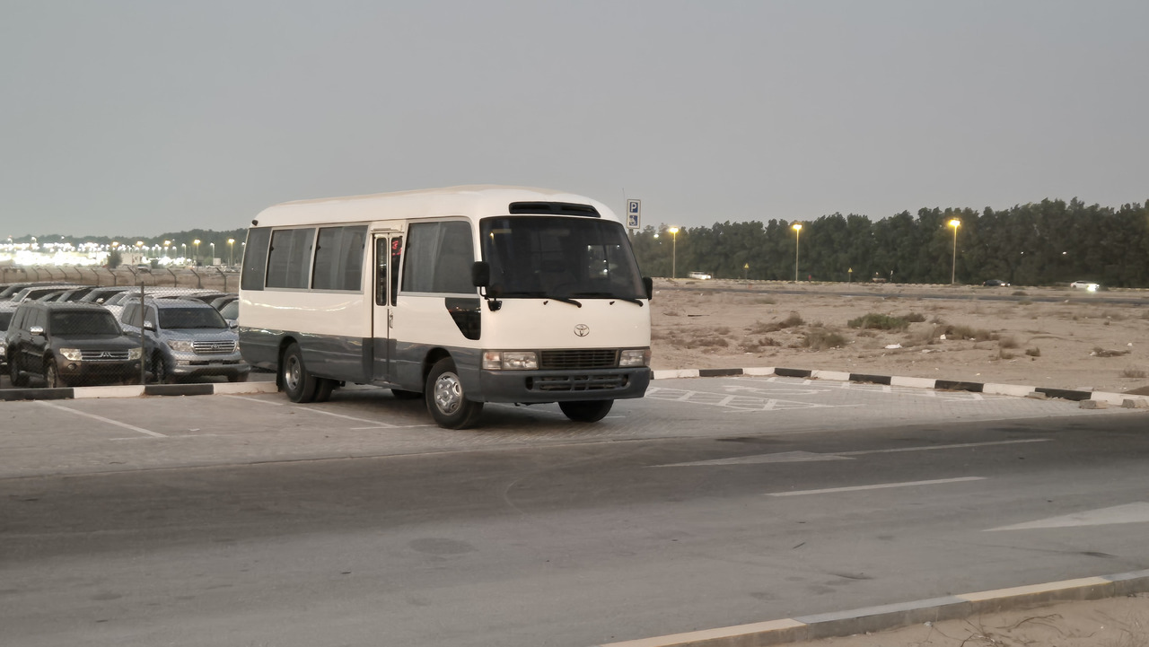 Toyota Coaster ... Nos bus -Originaires TOYOTA ...pas Chinois... T04 - Minibus, Transport de personnes: photos 1 Toyota Coaster ... Nos bus -Originaires TOYOTA ...pas Chinois... T04 - Minibus, Transport de personnes: photos 1