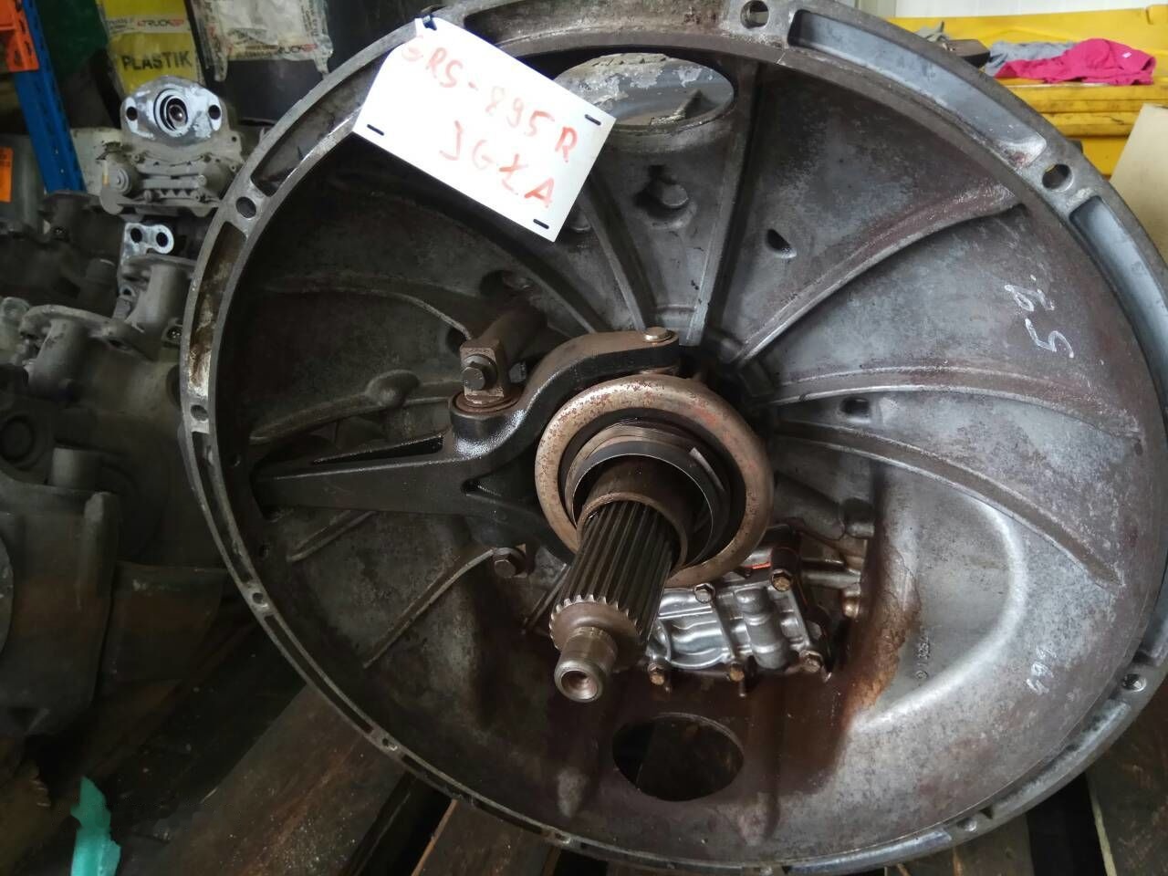 Scania GRS895R Scania R - Boîte de vitesse pour Camion: photos 1 Scania GRS895R Scania R - Boîte de vitesse pour Camion: photos 1