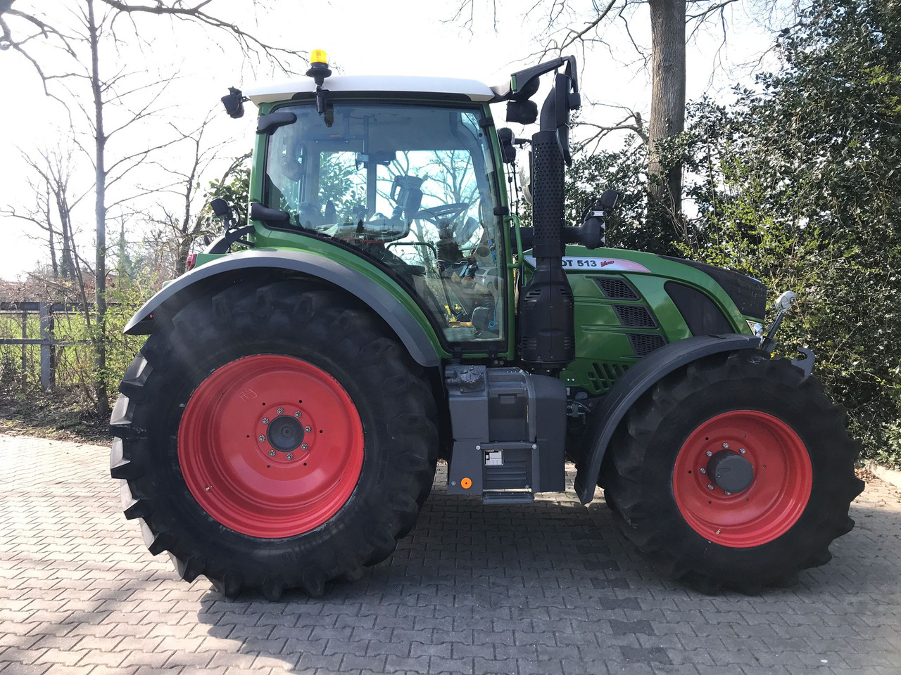 FENDT 513 Vario S4 PowerPlus - Tracteur agricole: photos 2 FENDT 513 Vario S4 PowerPlus - Tracteur agricole: photos 2