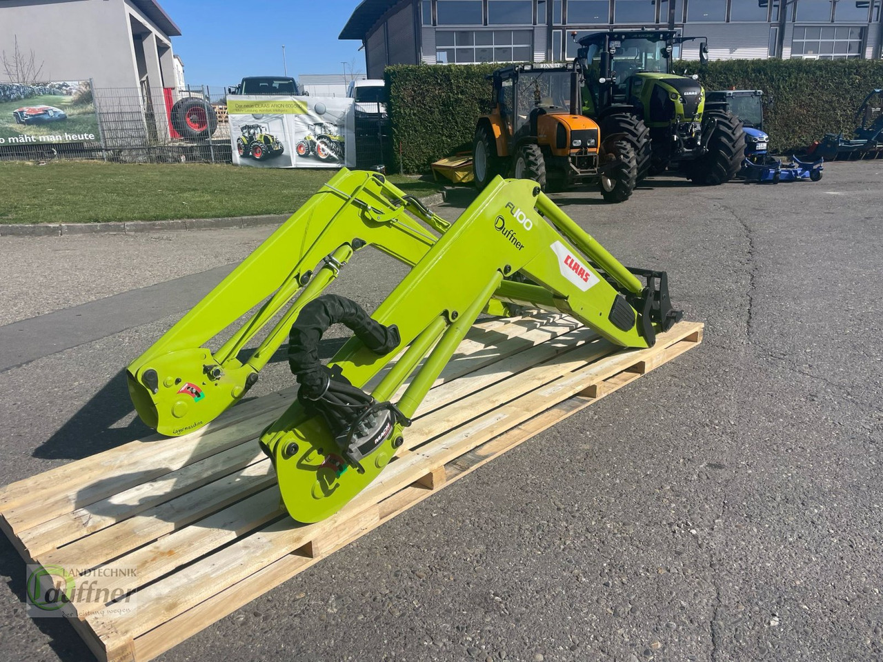 CLAAS FL 100 - Chargeur frontal pour tracteur: photos 2 CLAAS FL 100 - Chargeur frontal pour tracteur: photos 2