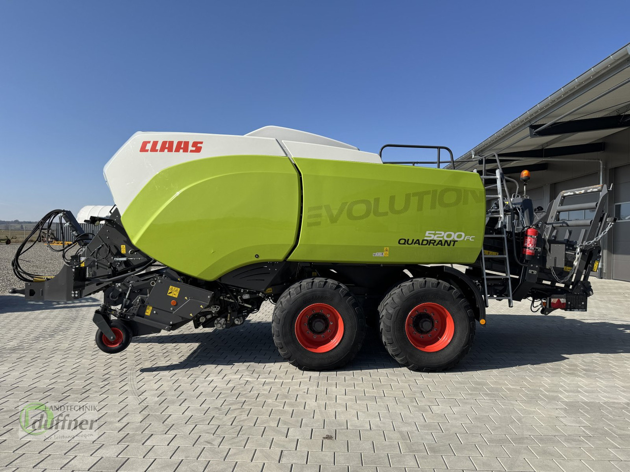 CLAAS Quadrant 5200 FC Evolution - Presse à balles cubiques: photos 3 CLAAS Quadrant 5200 FC Evolution - Presse à balles cubiques: photos 3