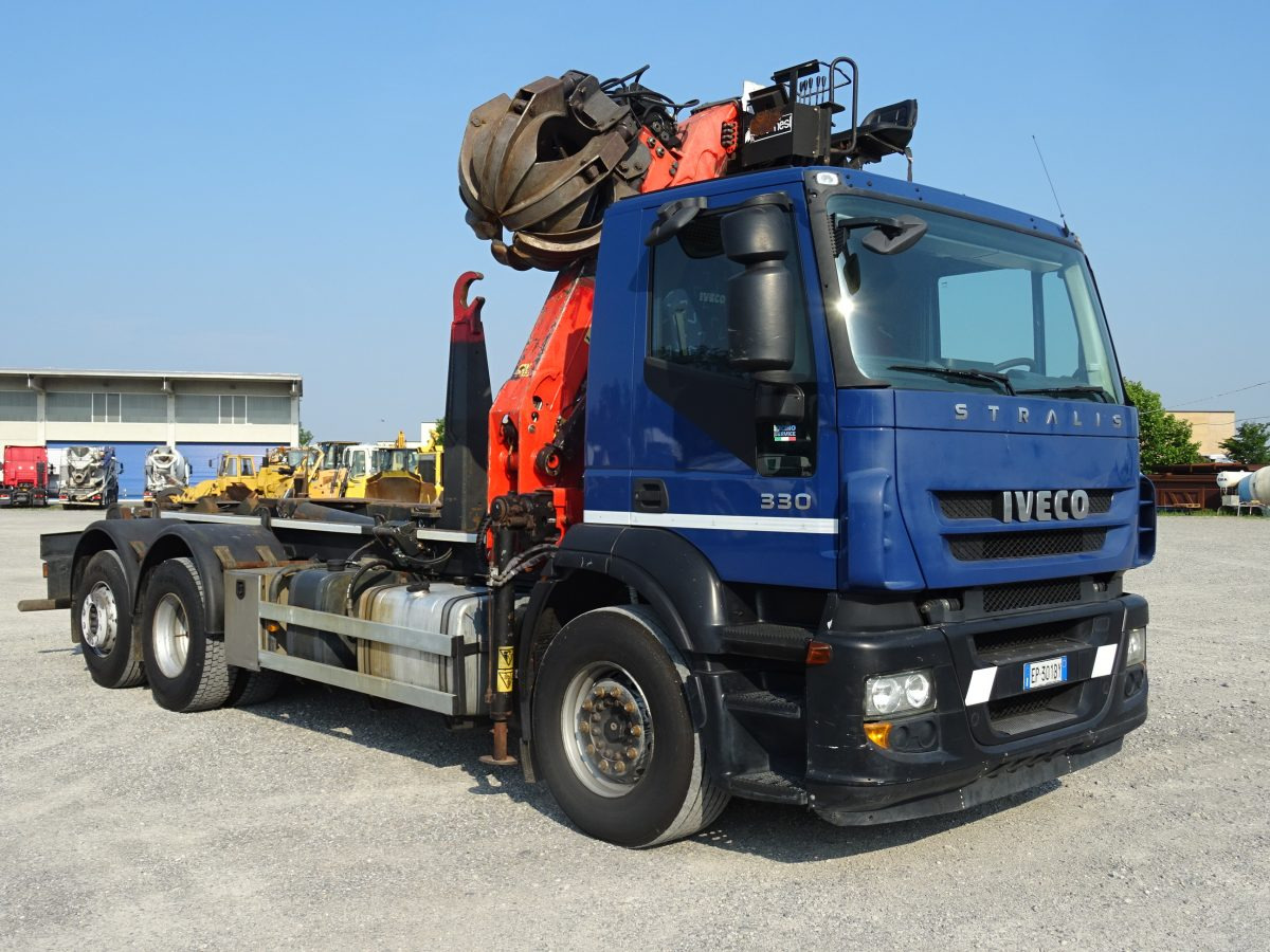 IVECO STRALIS 330 - Camion ampliroll, Camion grue: photos 3 IVECO STRALIS 330 - Camion ampliroll, Camion grue: photos 3