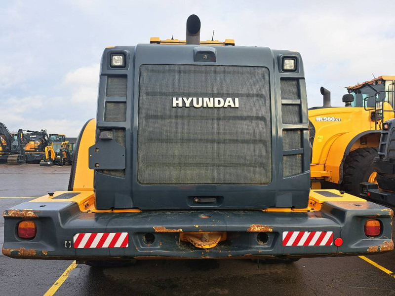 Hyundai HL980 - Chargeuse sur pneus: photos 3 Hyundai HL980 - Chargeuse sur pneus: photos 3