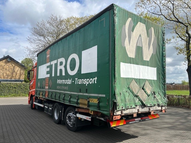 Mercedes Benz Actros 2642 6x2 Mega BDF met zeilbak - Camion à rideaux coulissants: photos 4 Mercedes Benz Actros 2642 6x2 Mega BDF met zeilbak - Camion à rideaux coulissants: photos 4