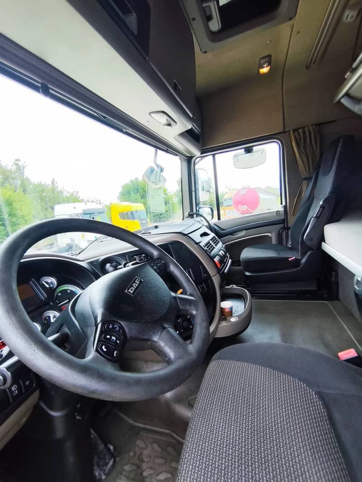 Daf XF105 - Tracteur routier: photos 4 Daf XF105 - Tracteur routier: photos 4