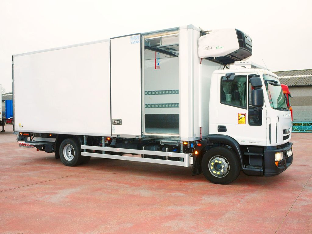 Iveco 140E19 EUROCARGO KUHLKOFFER CARRIER SUPRA 1250MT - Camion frigorifique: photos 3 Iveco 140E19 EUROCARGO KUHLKOFFER CARRIER SUPRA 1250MT - Camion frigorifique: photos 3