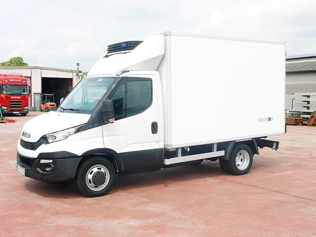 Iveco 35C15 DAILY KULKOFFER CARREIER XARIOS 350 -20c - Utilitaire frigorifique: photos 4 Iveco 35C15 DAILY KULKOFFER CARREIER XARIOS 350 -20c - Utilitaire frigorifique: photos 4