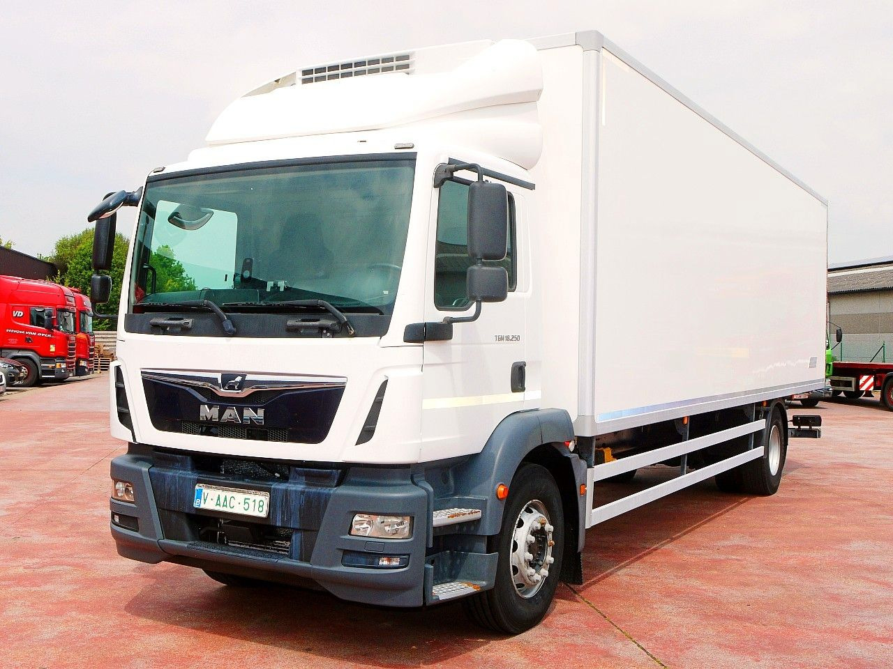 MAN TGM 18.250 KUHLKOFFER THERMOKING V800 MT A/C - Camion frigorifique: photos 5 MAN TGM 18.250 KUHLKOFFER THERMOKING V800 MT A/C - Camion frigorifique: photos 5