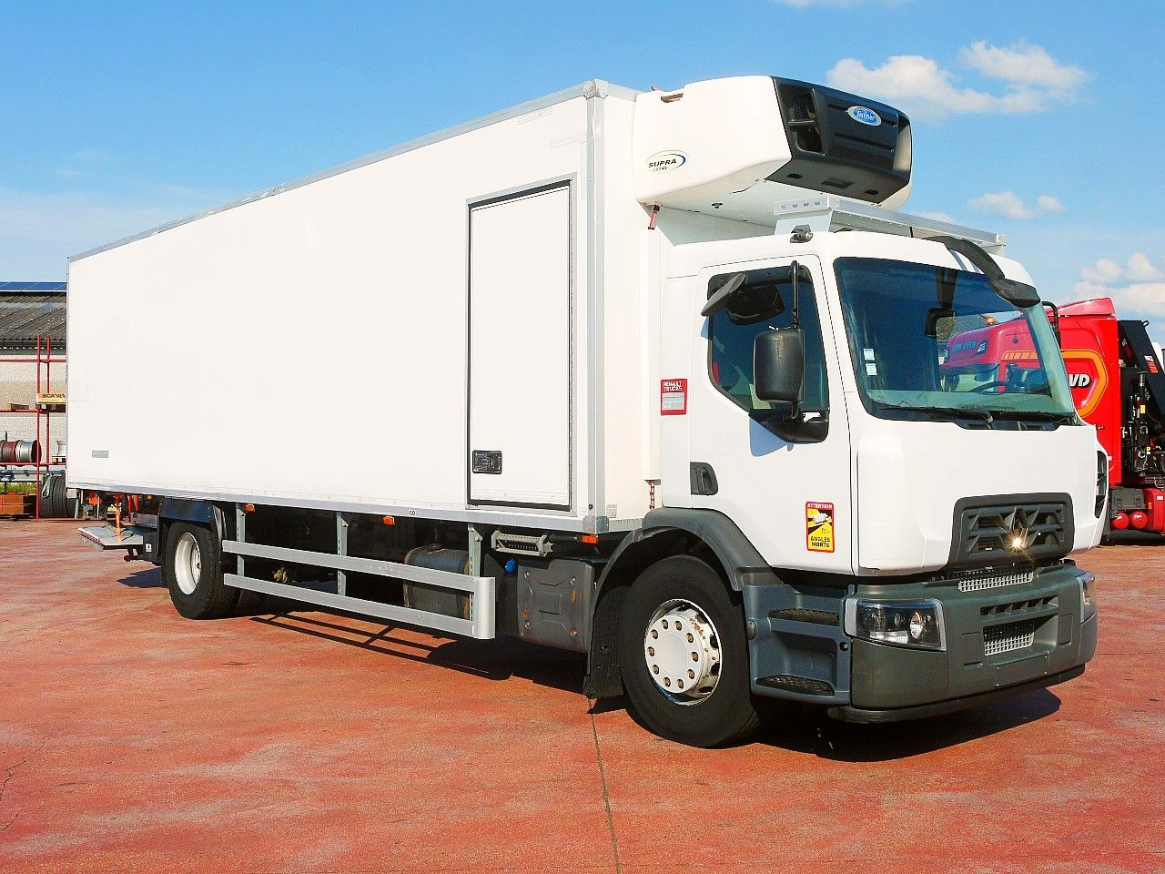 Renault D19.280 KUHLKOFFER CARRIER SUPRA 1150 MT - Camion frigorifique: photos 2 Renault D19.280 KUHLKOFFER CARRIER SUPRA 1150 MT - Camion frigorifique: photos 2