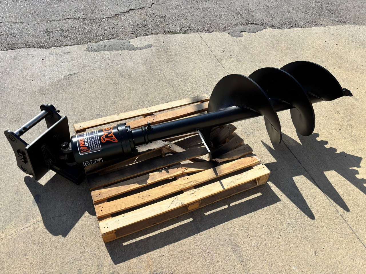 AUGER DRIVE SYSTEM ATTACHMENT - STOCK - Tarière pour Machine agricole: photos 3 AUGER DRIVE SYSTEM ATTACHMENT - STOCK - Tarière pour Machine agricole: photos 3