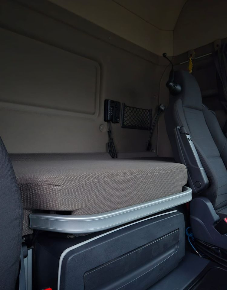 Tracteur routier Scania R410: photos 24