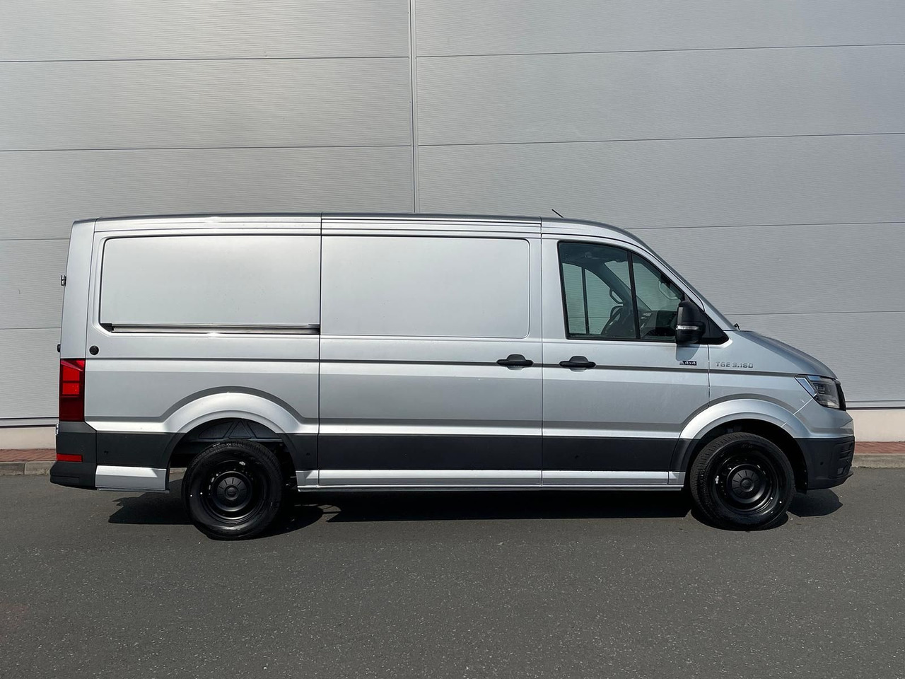 MAN TGE 3.180 L3H2 Kasten 4x4 AUTOM ACC NAV - Voiture: photos 5 MAN TGE 3.180 L3H2 Kasten 4x4 AUTOM ACC NAV - Voiture: photos 5