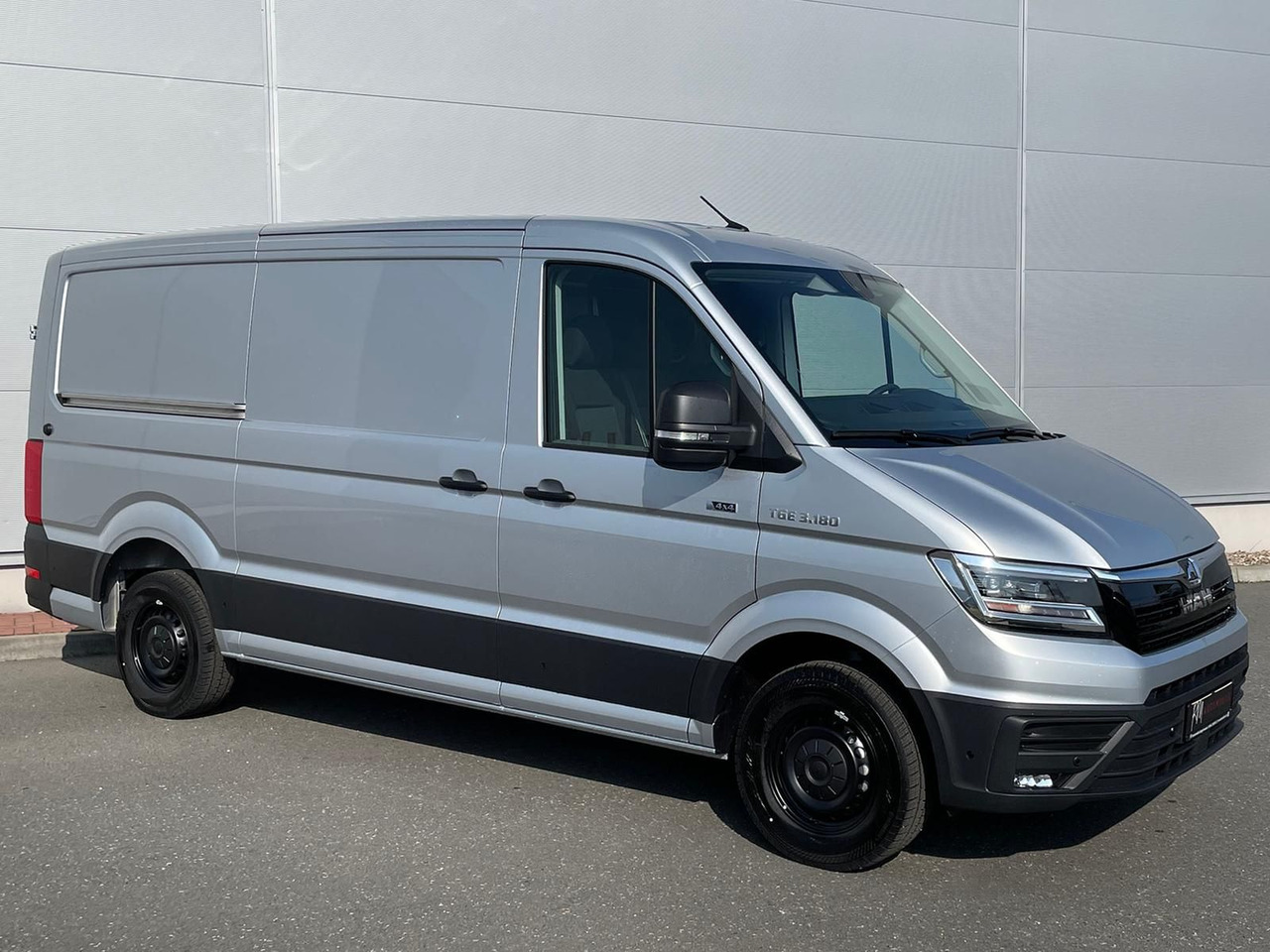 MAN TGE 3.180 L3H2 Kasten 4x4 AUTOM ACC NAV - Voiture: photos 2 MAN TGE 3.180 L3H2 Kasten 4x4 AUTOM ACC NAV - Voiture: photos 2