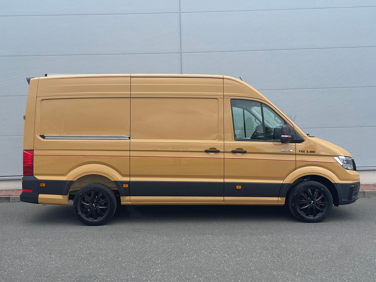 MAN TGE 3.180 L3H3 Individual Lion S ACC STANDHZ LED - Fourgon utilitaire: photos 5 MAN TGE 3.180 L3H3 Individual Lion S ACC STANDHZ LED - Fourgon utilitaire: photos 5