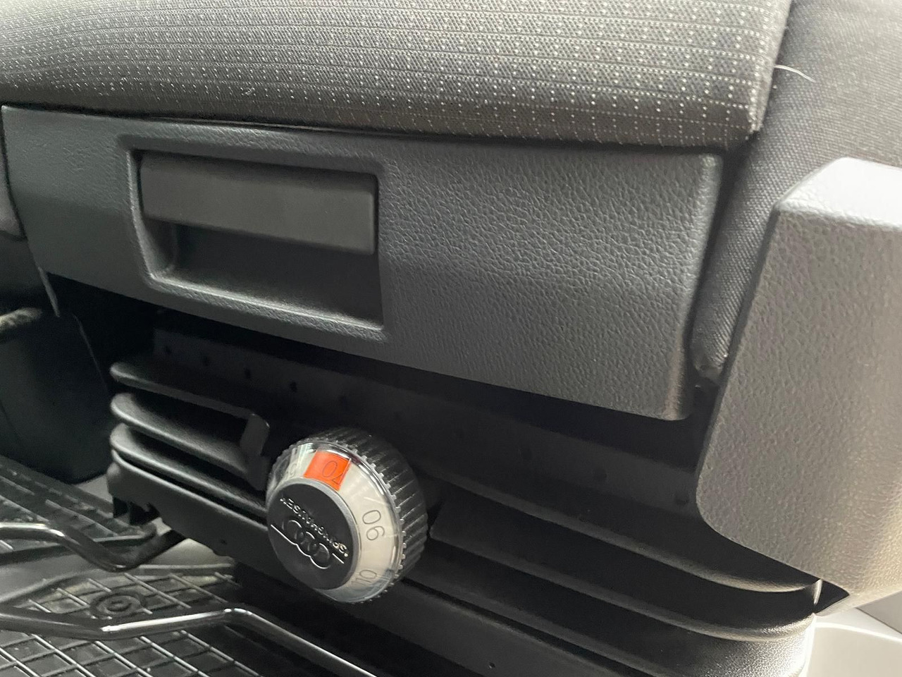 Fourgon utilitaire MAN TGE 3.180 L3H3 Kasten 4x4 STANDHZ DIFF AHK ACC: photos 34