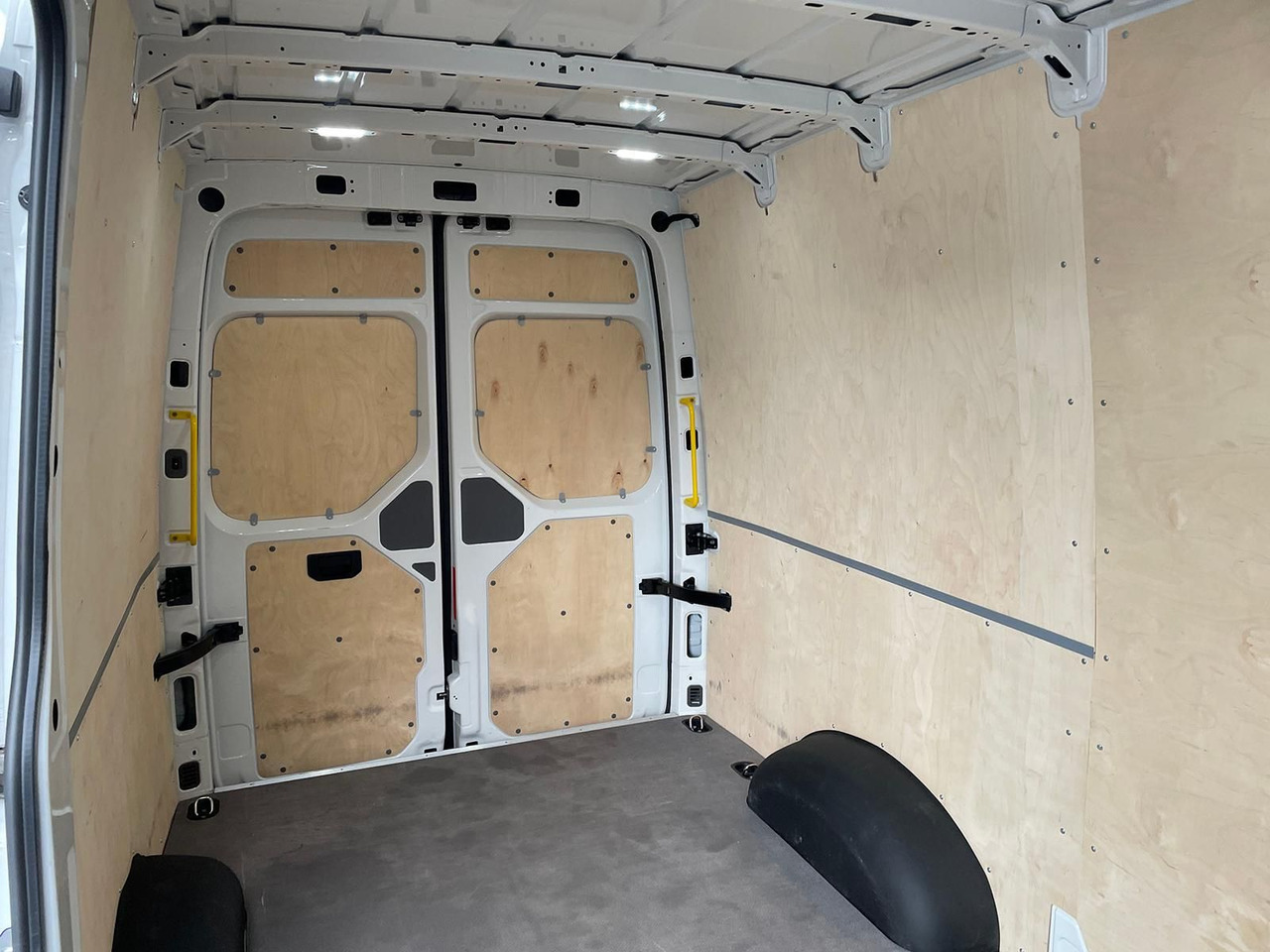 Fourgon utilitaire MAN TGE 3.180 L3H3 Kasten 4x4 STANDHZ DIFF AHK ACC: photos 10