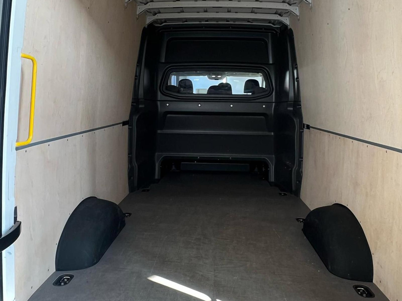 MAN TGE 3.180 L3H3 MIXTO 4x4 STANDHZ DIFF AHK ACC - Fourgon utilitaire, Utilitaire double cabine: photos 5 MAN TGE 3.180 L3H3 MIXTO 4x4 STANDHZ DIFF AHK ACC - Fourgon utilitaire, Utilitaire double cabine: photos 5