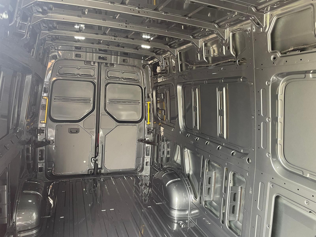 Fourgon utilitaire MAN TGE 3.180 L4H3 Kasten STANDHZ ACC LED SITZHZ: photos 11 Fourgon utilitaire MAN TGE 3.180 L4H3 Kasten STANDHZ ACC LED SITZHZ: photos 11