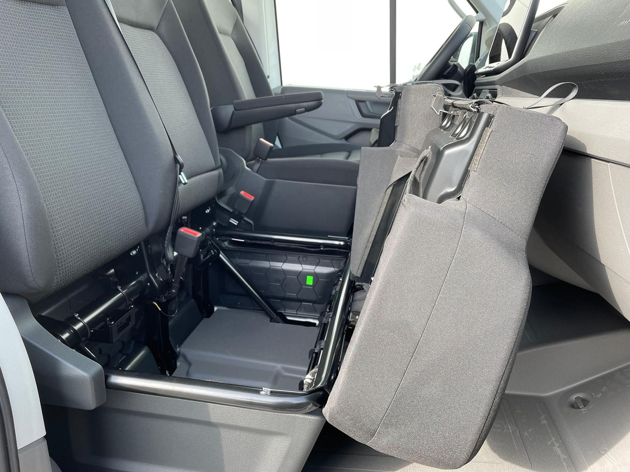 Voiture MAN TGE 3.180 Pritsche DOKA LR KAMERA AHK SITZHZ: photos 27