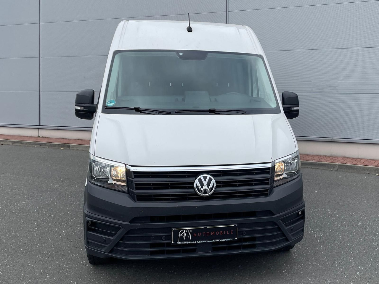 Volkswagen Crafter Kasten 35 L4H3 AHK KLIMA DAB PDC KAMERA - Fourgon utilitaire: photos 3 Volkswagen Crafter Kasten 35 L4H3 AHK KLIMA DAB PDC KAMERA - Fourgon utilitaire: photos 3