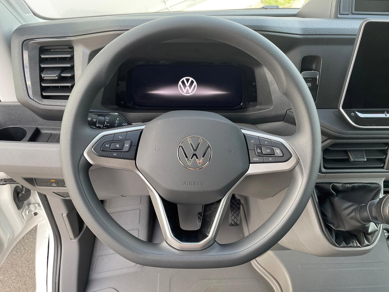 Fourgon utilitaire Volkswagen Crafter Kasten 35 L4H3 KAMERA KLIMA DAB: photos 13 Fourgon utilitaire Volkswagen Crafter Kasten 35 L4H3 KAMERA KLIMA DAB: photos 13