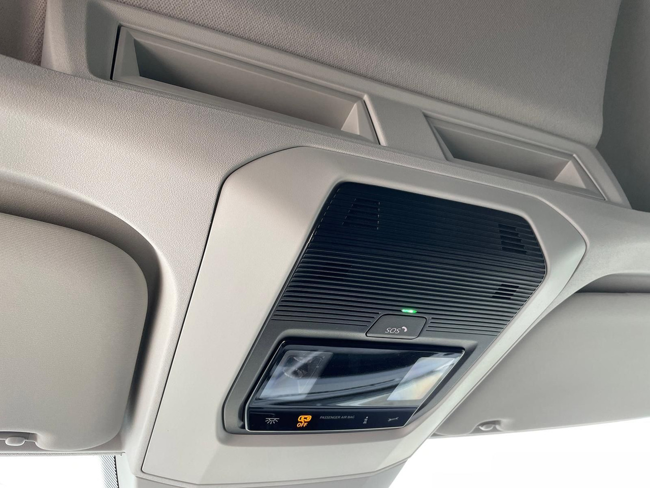 Fourgon utilitaire Volkswagen Crafter Kasten 35 L4H3 KAMERA KLIMA DAB: photos 24 Fourgon utilitaire Volkswagen Crafter Kasten 35 L4H3 KAMERA KLIMA DAB: photos 24