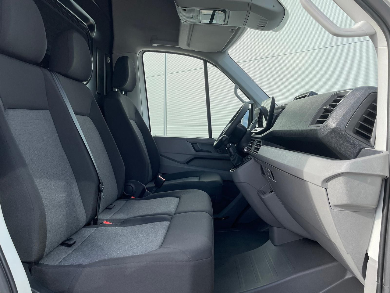 Fourgon utilitaire Volkswagen Crafter Kasten 35 L4H3 KAMERA KLIMA DAB: photos 22 Fourgon utilitaire Volkswagen Crafter Kasten 35 L4H3 KAMERA KLIMA DAB: photos 22