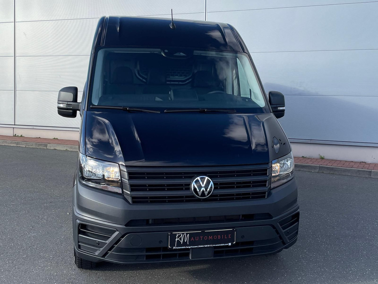 Volkswagen Crafter Kasten 35 L4H3 NAV SITZHZ AHK DAB KAMERA - Fourgon utilitaire: photos 4 Volkswagen Crafter Kasten 35 L4H3 NAV SITZHZ AHK DAB KAMERA - Fourgon utilitaire: photos 4