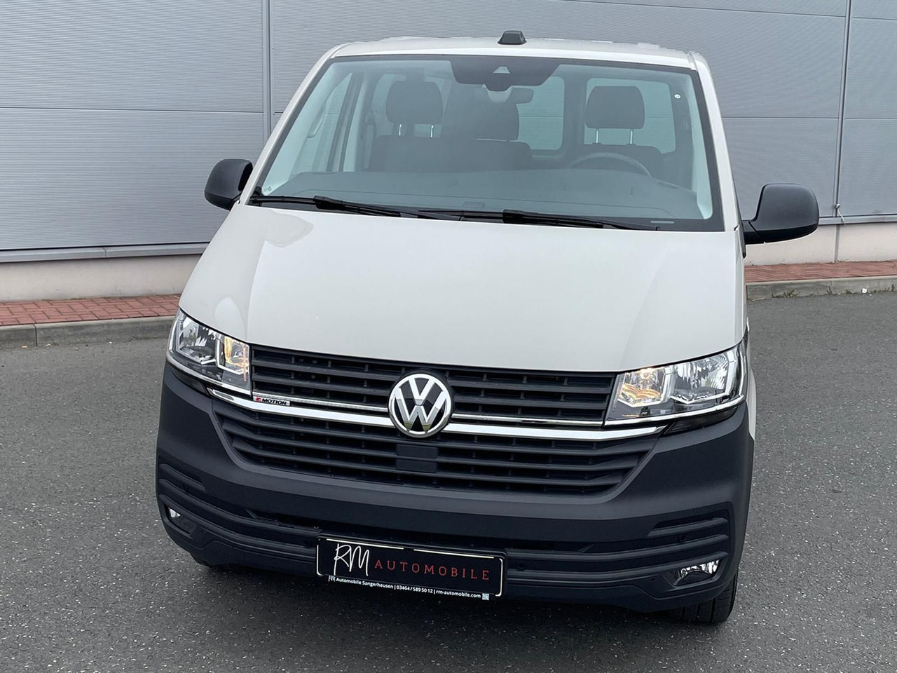 Volkswagen T6.1 Transporter 2.0 TDI lang 4MOTION SITZHZ NAV - Fourgon utilitaire: photos 4 Volkswagen T6.1 Transporter 2.0 TDI lang 4MOTION SITZHZ NAV - Fourgon utilitaire: photos 4