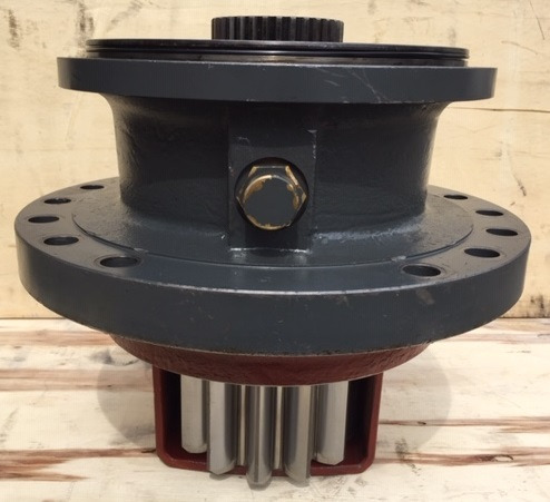 Liebherr Abtriebswellengehäuse and Abtriebswelle, ID-Nr.90208566 – ID-Nr.90202630. - Moteur de rotation pour Pelle: photos 2 Liebherr Abtriebswellengehäuse and Abtriebswelle, ID-Nr.90208566 – ID-Nr.90202630. - Moteur de rotation pour Pelle: photos 2