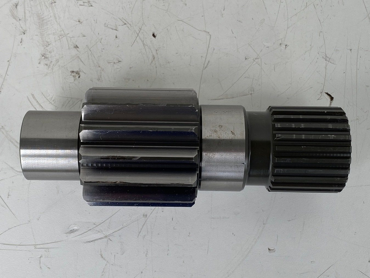 Liebherr Antriebswelle ID-Nr.968458701. FAT450F527, FAT450E510, FAT450E542, FAT450F550, FAT450E504, FAT450E505. #AN100501# - Moteur de translation pour Bulldozer: photos 4 Liebherr Antriebswelle ID-Nr.968458701. FAT450F527, FAT450E510, FAT450E542, FAT450F550, FAT450E504, FAT450E505. #AN100501# - Moteur de translation pour Bulldozer: photos 4