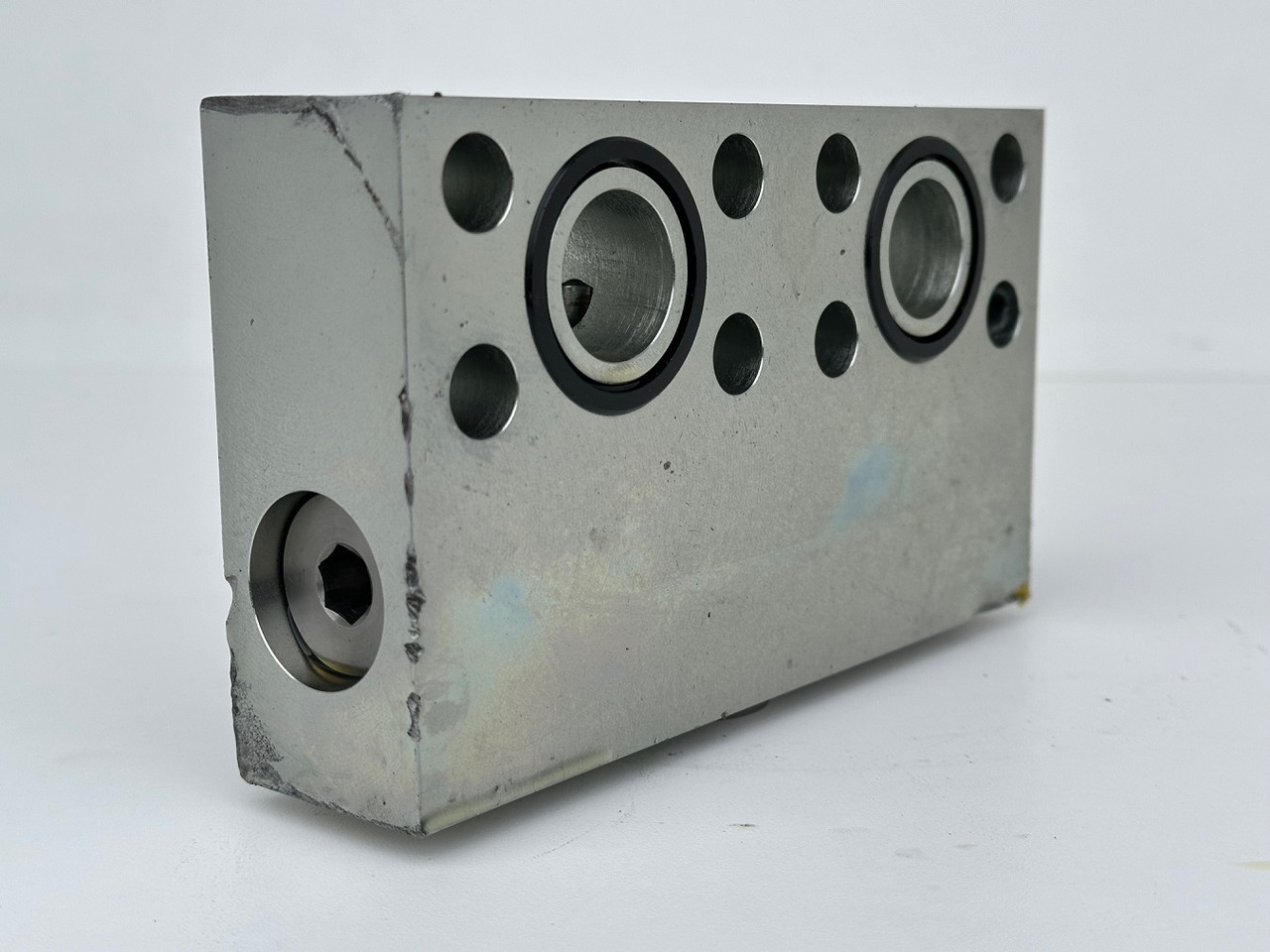 Liebherr Dämpfungsventil ID-Nr.10121777. P924 COMP, P926, R926, R916, R922, R924 COMP, R924, R926 COMP, R926, R930, R936, R946, R950 T, R960 T. #10121777.30.12## - Moteur de rotation pour Pelle: photos 5 Liebherr Dämpfungsventil ID-Nr.10121777. P924 COMP, P926, R926, R916, R922, R924 COMP, R924, R926 COMP, R926, R930, R936, R946, R950 T, R960 T. #10121777.30.12## - Moteur de rotation pour Pelle: photos 5