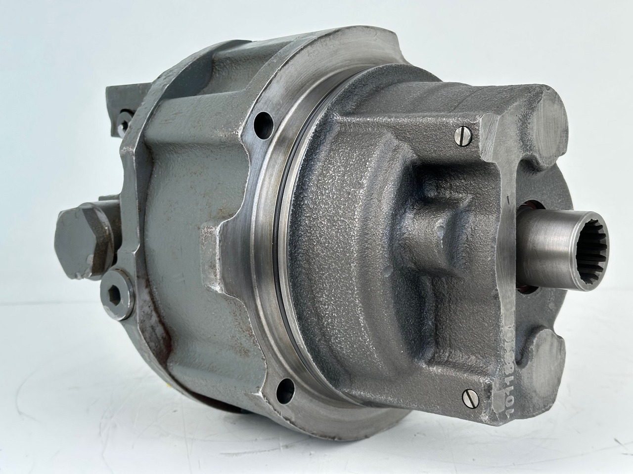 Liebherr Hydraulikeinbaumotor Typ:LH46VE 108. ID-Nr.11428178 . LOS926-1715,R926-1715,R928-1715,R930-1716,R934-1550,R936K-LC,R936K-NLC,R936K-SLC,R938. #11428178.0717# - Moteur de translation pour Engins de chantier: photos 2 Liebherr Hydraulikeinbaumotor Typ:LH46VE 108. ID-Nr.11428178 . LOS926-1715,R926-1715,R928-1715,R930-1716,R934-1550,R936K-LC,R936K-NLC,R936K-SLC,R938. #11428178.0717# - Moteur de translation pour Engins de chantier: photos 2