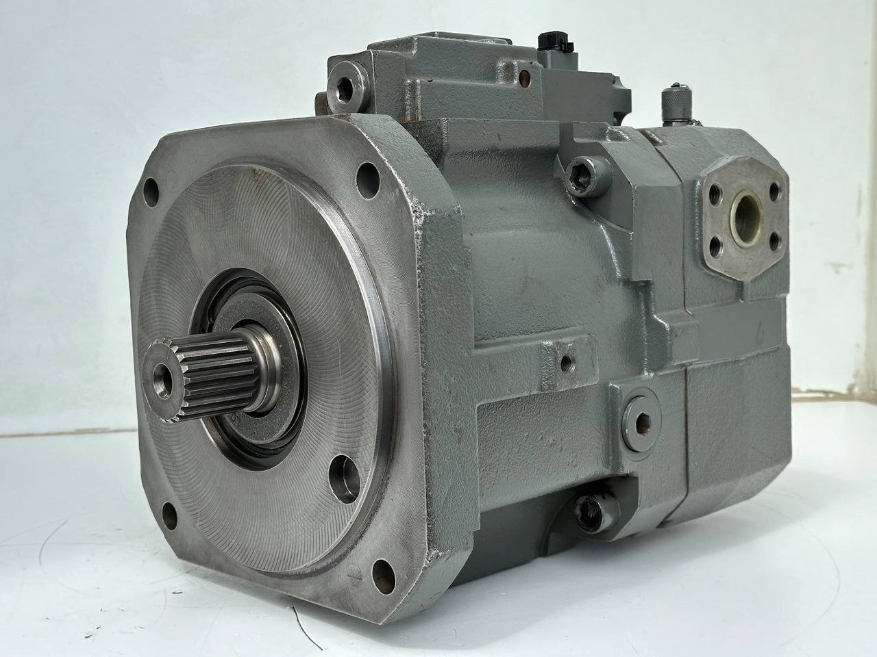 Liebherr Hydraulikverstellpumpe Typ:DPV O 165. ID-Nr.10120060 - ID-Nr.10144915. LH120 C-1103, LH120 CG-1103, LH120 M-1102. #10144915.13342# - Pompe hydraulique pour Pelle sur pneus: photos 1 Liebherr Hydraulikverstellpumpe Typ:DPV O 165. ID-Nr.10120060 - ID-Nr.10144915. LH120 C-1103, LH120 CG-1103, LH120 M-1102. #10144915.13342# - Pompe hydraulique pour Pelle sur pneus: photos 1