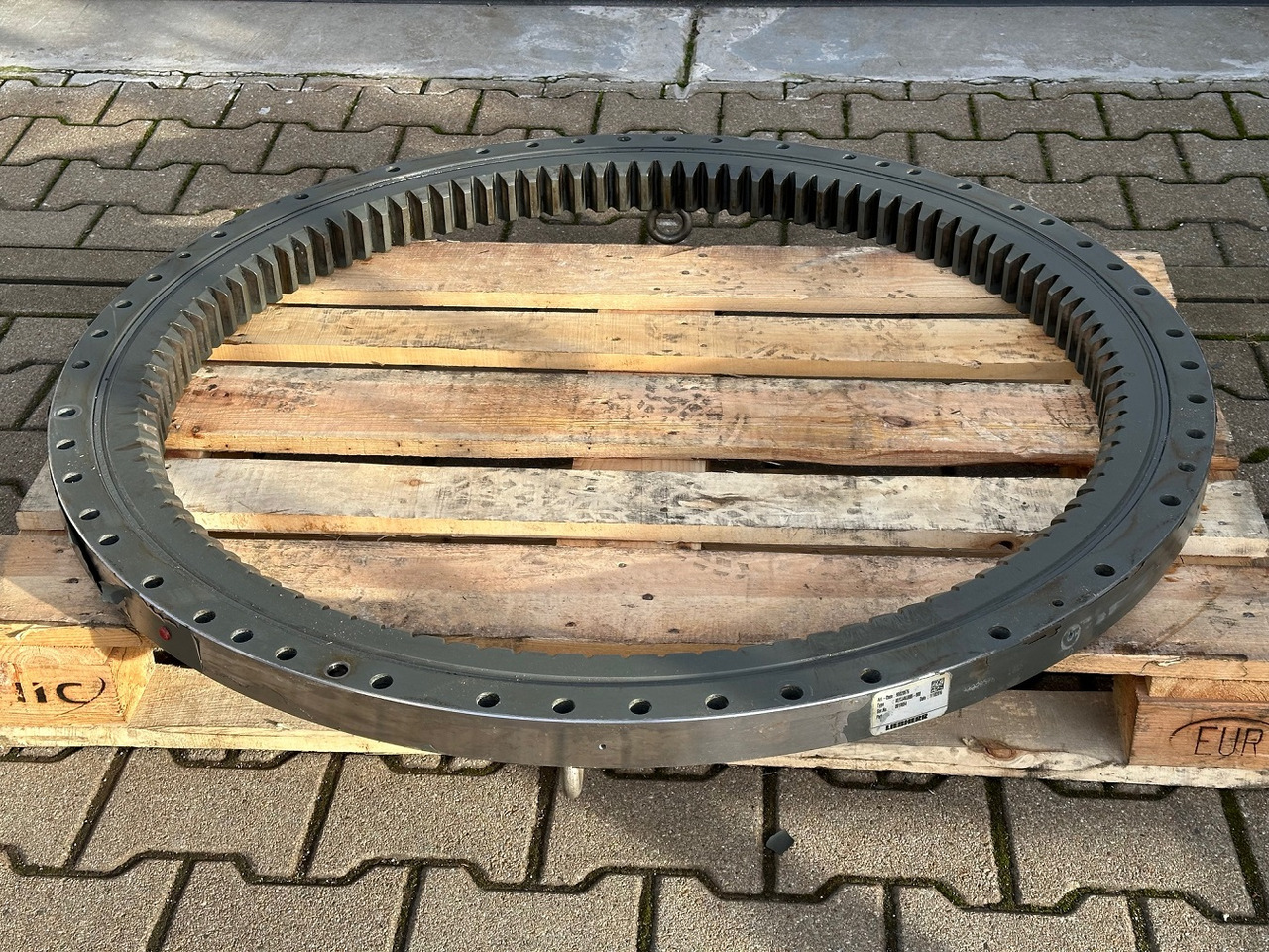 Liebherr Kugeldrehverbindung Typ:KUD34VJ005-000. ID-Nr.90020576. R914 COMP-1194. #10654# - Couronne d'orientation pour Pelle sur chenille: photos 5 Liebherr Kugeldrehverbindung Typ:KUD34VJ005-000. ID-Nr.90020576. R914 COMP-1194. #10654# - Couronne d'orientation pour Pelle sur chenille: photos 5