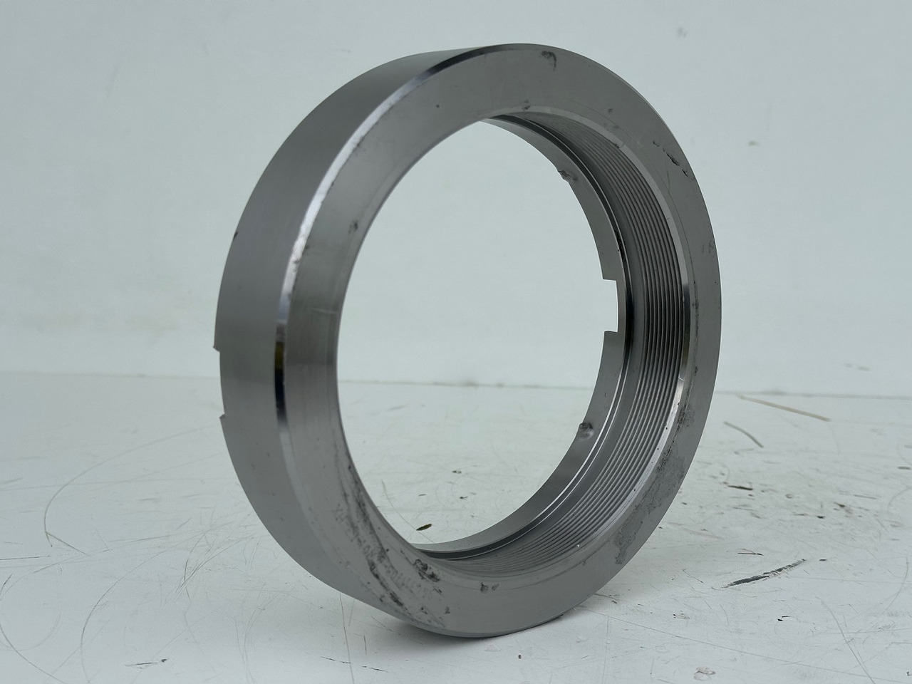Liebherr Original Nutmutter ID-Nr.9443117 - ID-Nr.944311703. LH110,A974,LOS974,P974,P976,R974,R976,R980,P994,P995,R944,R995. #944311703.31.07# - Moteur de rotation pour Engins de chantier: photos 4 Liebherr Original Nutmutter ID-Nr.9443117 - ID-Nr.944311703. LH110,A974,LOS974,P974,P976,R974,R976,R980,P994,P995,R944,R995. #944311703.31.07# - Moteur de rotation pour Engins de chantier: photos 4