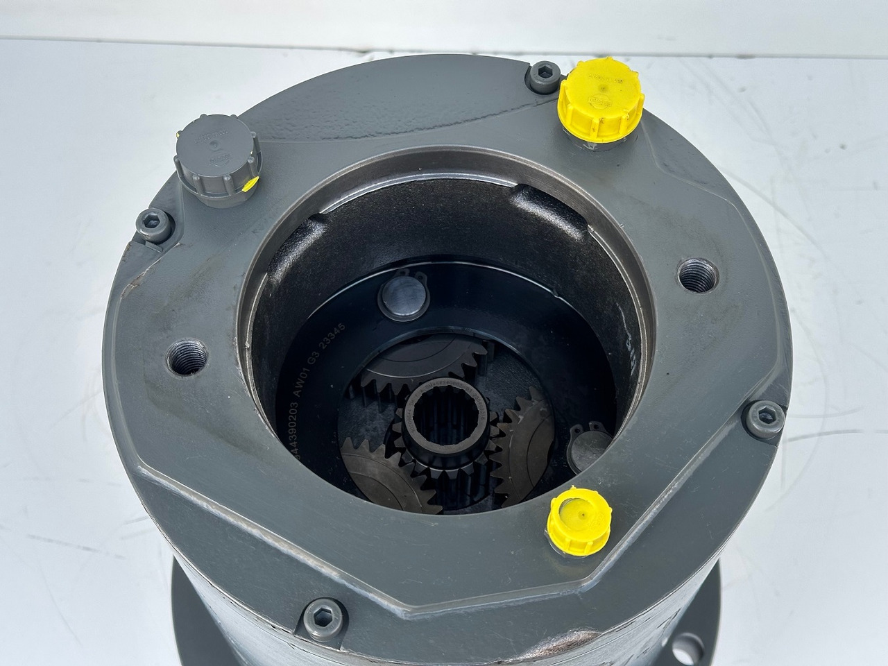 Liebherr Original Schwenkantrieb SAT250/278. ID-Nr.90017772-ID-Nr.90017774-ID-Nr.90209641. A913COMP,A914,A914COMP,A916,A918,A920,A922RAIL,A924RAIL,LH22,LH24,LH26,LH26,R914,R918,R920. #90209641.20308# - Moteur de rotation pour Engins de chantier: photos 5 Liebherr Original Schwenkantrieb SAT250/278. ID-Nr.90017772-ID-Nr.90017774-ID-Nr.90209641. A913COMP,A914,A914COMP,A916,A918,A920,A922RAIL,A924RAIL,LH22,LH24,LH26,LH26,R914,R918,R920. #90209641.20308# - Moteur de rotation pour Engins de chantier: photos 5