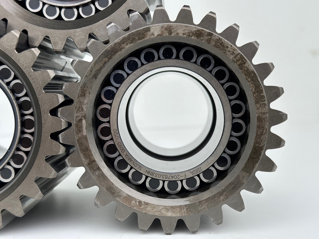 Moteur de translation pour Engins de chantier Liebherr Planetenrad ID-Nr.90205840. FAT350P126 - FAT350P138. R920 - R922 - R924 - R925 - R926 - R930 T. #90205840.09.11#: photos 6 Moteur de translation pour Engins de chantier Liebherr Planetenrad ID-Nr.90205840. FAT350P126 - FAT350P138. R920 - R922 - R924 - R925 - R926 - R930 T. #90205840.09.11#: photos 6