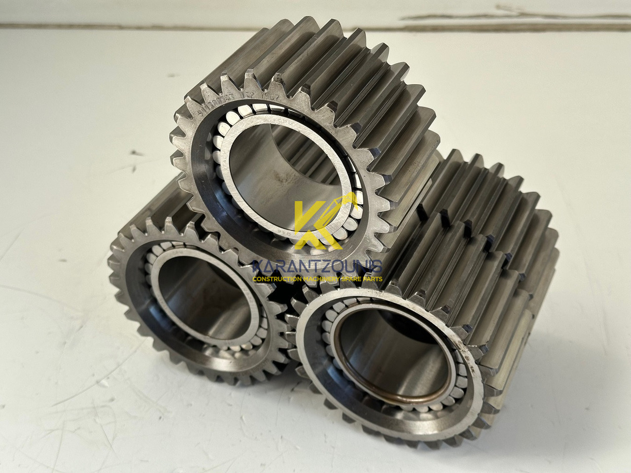 Liebherr Planetenrad ID-Nr.9443004 - ID-Nr.944300403. FAT400-FAT400/018-FAT400P018-FAT400P063-FAT400P073-FAT400P092. R934 IND,R906,R914,R916,R922,R924,R932,R934,R936,R942,R944. #944300503.18.12# - Moteur de translation pour Pelle sur chenille: photos 3 Liebherr Planetenrad ID-Nr.9443004 - ID-Nr.944300403. FAT400-FAT400/018-FAT400P018-FAT400P063-FAT400P073-FAT400P092. R934 IND,R906,R914,R916,R922,R924,R932,R934,R936,R942,R944. #944300503.18.12# - Moteur de translation pour Pelle sur chenille: photos 3