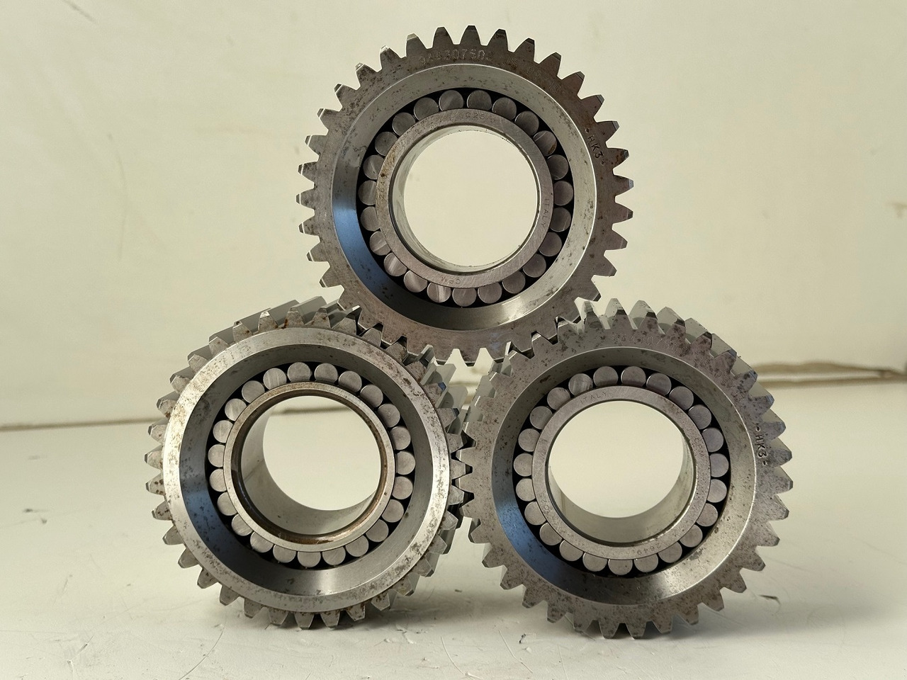 Liebherr Planetenrad ID-Nr.9443074 - ID-Nr.944307403 - ID-Nr.90208594 mit Zylinderrollenlager ID-Nr.7610032 - ID-Nr.761003203. #944307503.18.12# - Moteur de rotation pour Engins de chantier: photos 4 Liebherr Planetenrad ID-Nr.9443074 - ID-Nr.944307403 - ID-Nr.90208594 mit Zylinderrollenlager ID-Nr.7610032 - ID-Nr.761003203. #944307503.18.12# - Moteur de rotation pour Engins de chantier: photos 4