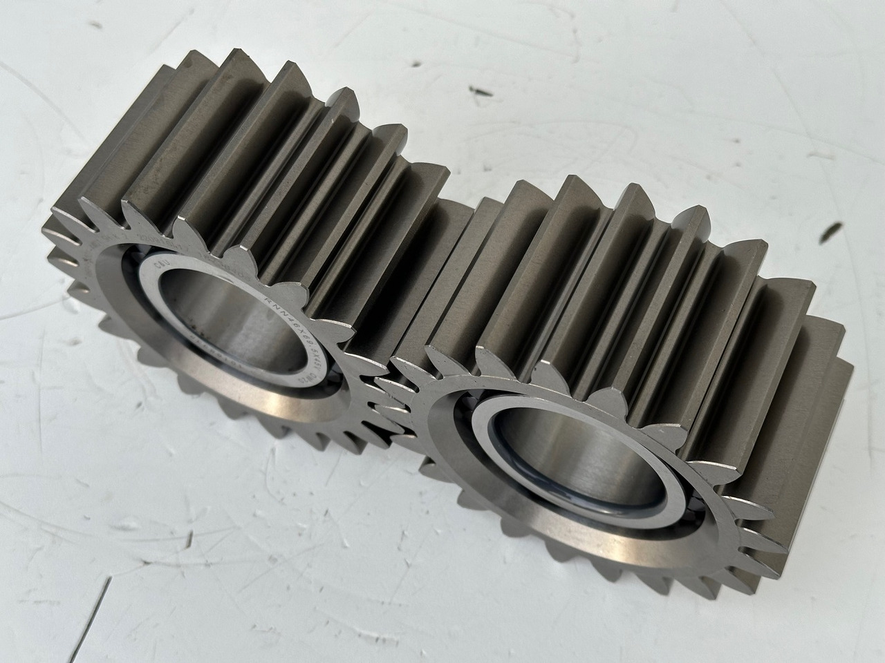 Liebherr Planetenrad mit Zylinderrollenlager ID-Nr.969490401-ID-Nr.10168338. FAT355P076-FAT355P077-FAT355P120. LH26,LH30C,LH40C,ER934,LO1916,LO1926,LOS916,LOS926,R906,R906 PROTO,R916,R920,R922,R924,R - Moteur de translation pour Pelle sur chenille: photos 5 Liebherr Planetenrad mit Zylinderrollenlager ID-Nr.969490401-ID-Nr.10168338. FAT355P076-FAT355P077-FAT355P120. LH26,LH30C,LH40C,ER934,LO1916,LO1926,LOS916,LOS926,R906,R906 PROTO,R916,R920,R922,R924,R - Moteur de translation pour Pelle sur chenille: photos 5